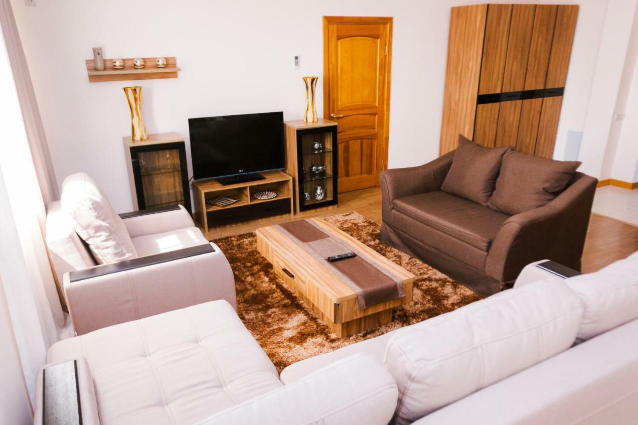 Atb Grand Hotel Atyrau Luaran gambar